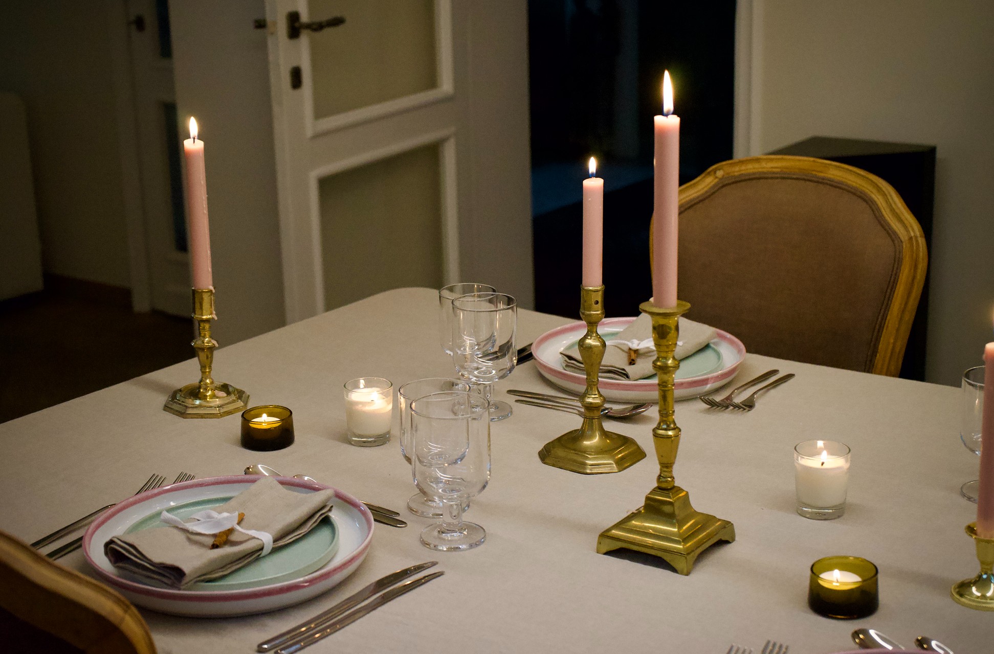 Table décorée par Pistache Club avec une ambiance automnale